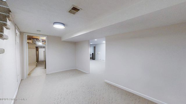 2306 Allegheny Dr, Jeffersontown, KY 40299