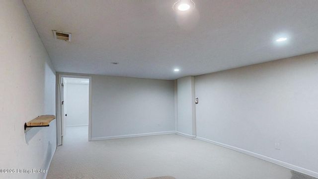 2306 Allegheny Dr, Jeffersontown, KY 40299