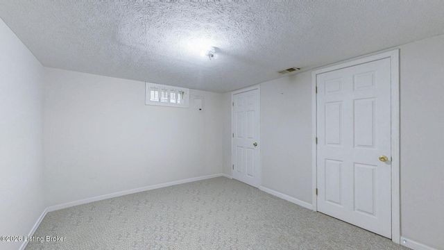 2306 Allegheny Dr, Jeffersontown, KY 40299