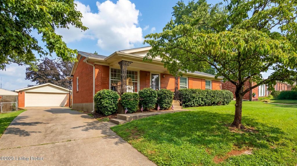 2306 Allegheny Dr, Jeffersontown, KY 40299