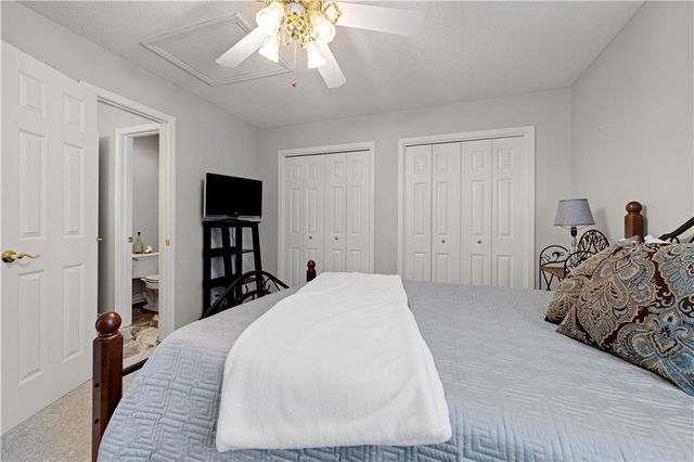 21612 W 61 Street, Shawnee, KS 66218
