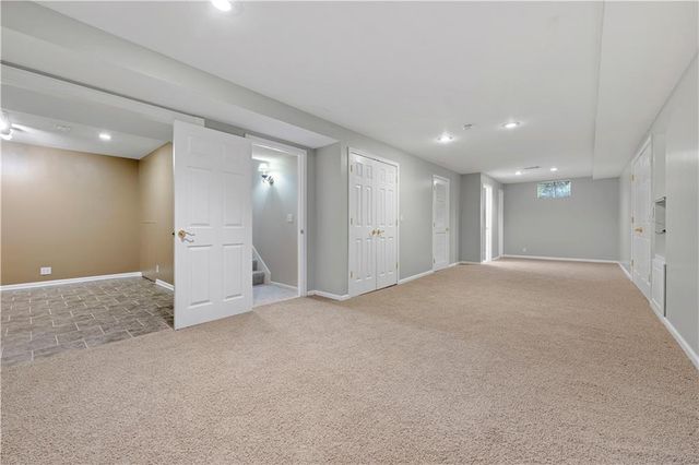 21612 W 61 Street, Shawnee, KS 66218