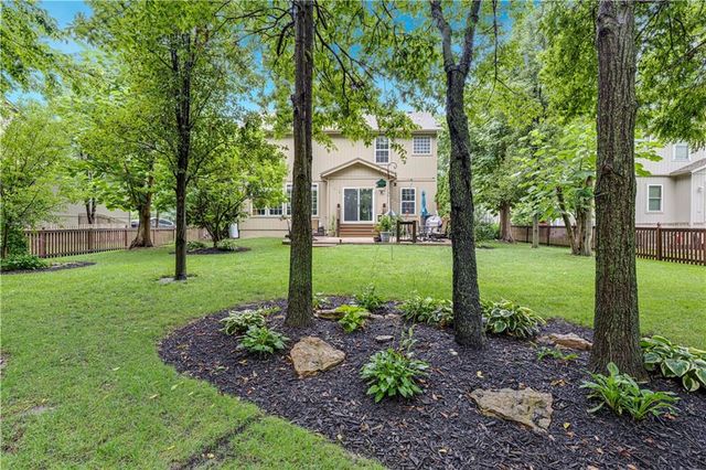 21612 W 61 Street, Shawnee, KS 66218
