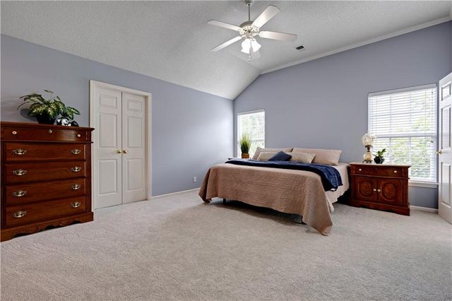 21612 W 61 Street, Shawnee, KS 66218