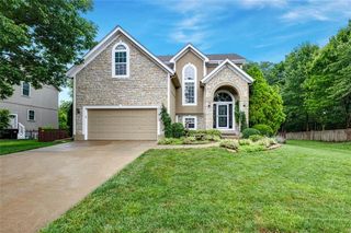21612 W 61 Street, Shawnee, KS 66218