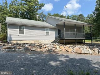 525 BLUEBIRD TRL, Winchester, VA 22602