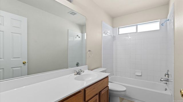 9526 Anderson Way, Converse, TX 78109