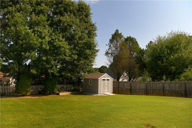 900 Grace Drive, Lawrenceville, GA 30043