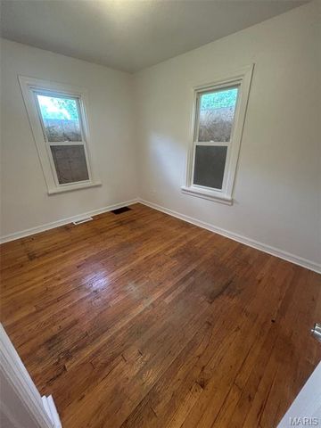 819 Mildred Avenue, Cahokia, IL 62206