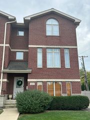 9207 Gerritsen Avenue 9207, Brookfield, IL 60513