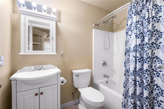 7657 E Chaparral Drive, Kingman, AZ 86401