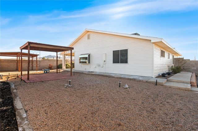 7657 E Chaparral Drive, Kingman, AZ 86401