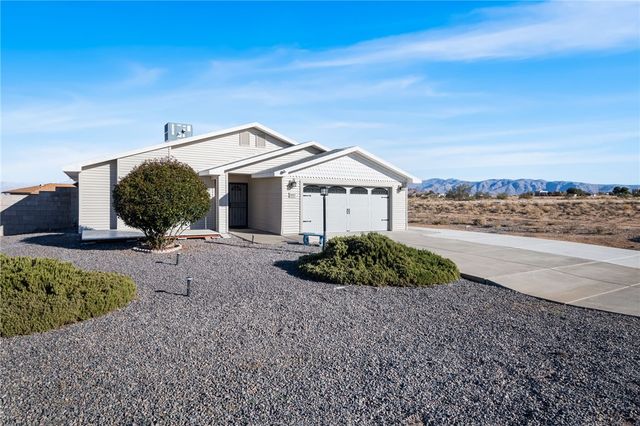 7657 E Chaparral Drive, Kingman, AZ 86401