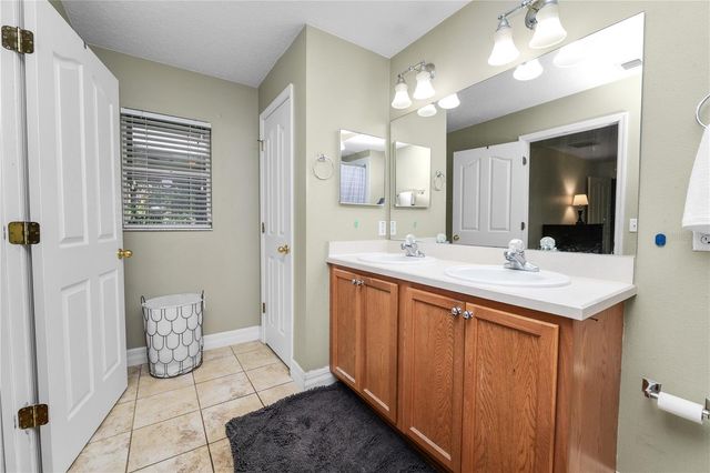 2316 GENEVA DRIVE, Lakeland, FL 33805
