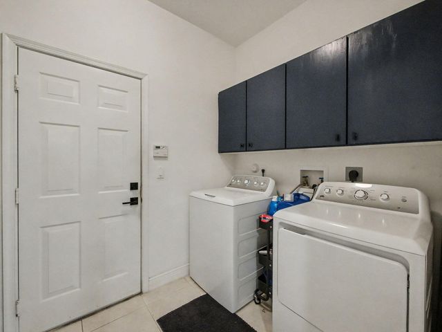 1549 Stonehaven Estates Drive, West Palm Beach, FL 33411