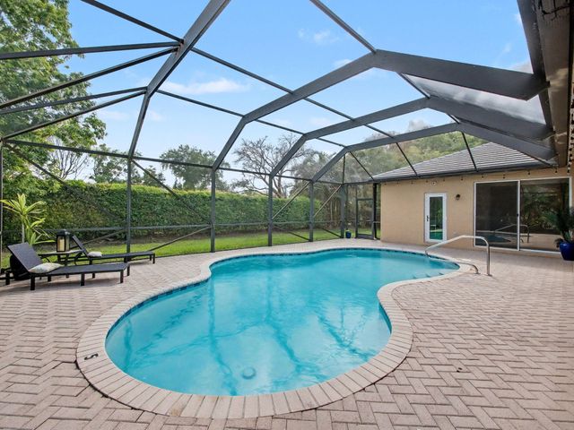 1549 Stonehaven Estates Drive, West Palm Beach, FL 33411