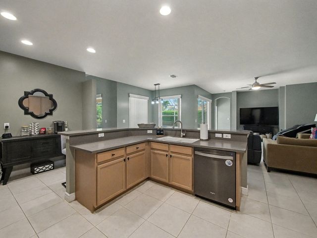 1549 Stonehaven Estates Drive, West Palm Beach, FL 33411