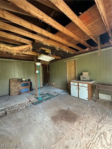 2660 Lisbon Street, East Liverpool, OH 43920