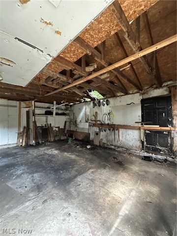 2660 Lisbon Street, East Liverpool, OH 43920