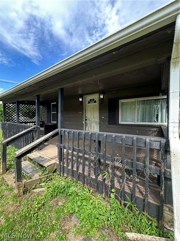 2660 Lisbon Street, East Liverpool, OH 43920