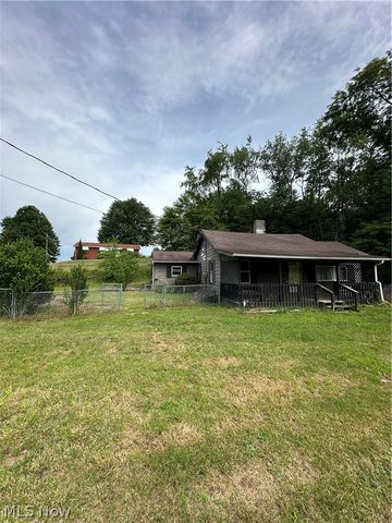 2660 Lisbon Street, East Liverpool, OH 43920