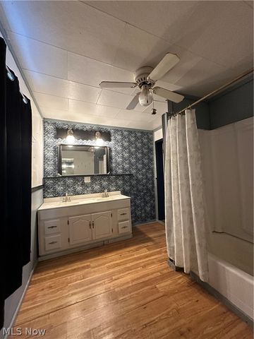2660 Lisbon Street, East Liverpool, OH 43920