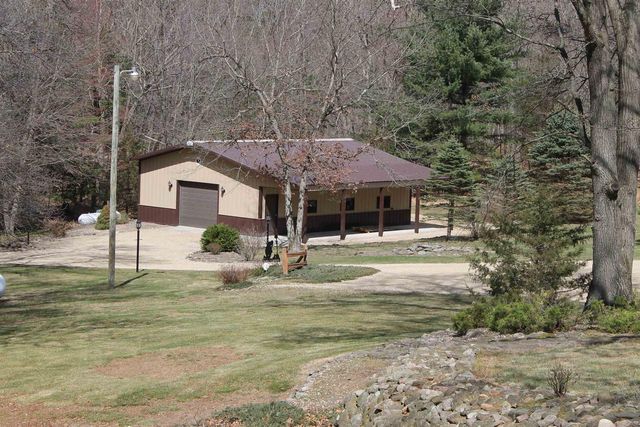 W7747 Fur Rd Road, Oxford, WI 53952