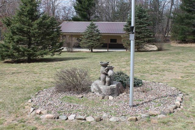 W7747 Fur Rd Road, Oxford, WI 53952