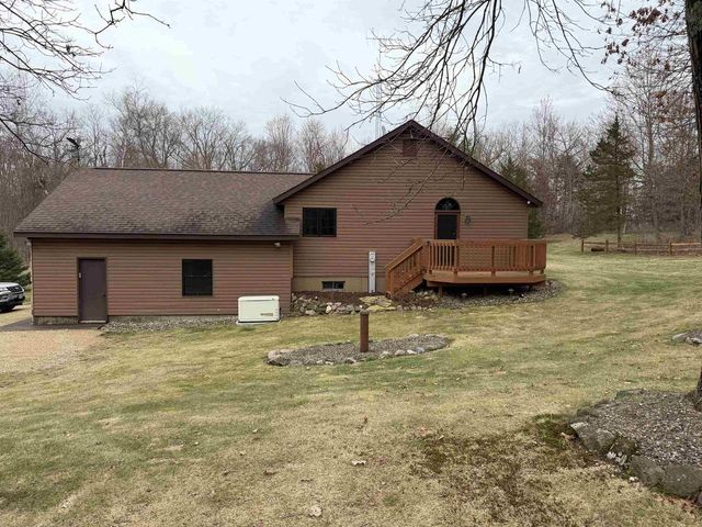 W7747 Fur Rd Road, Oxford, WI 53952