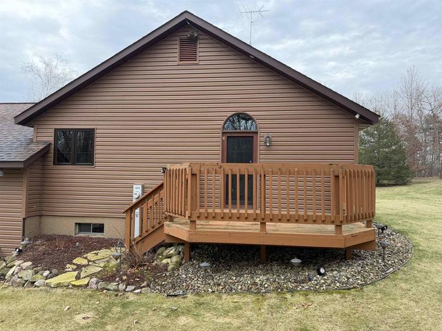 W7747 Fur Rd Road, Oxford, WI 53952