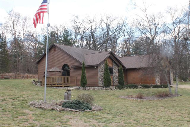 W7747 Fur Rd Road, Oxford, WI 53952
