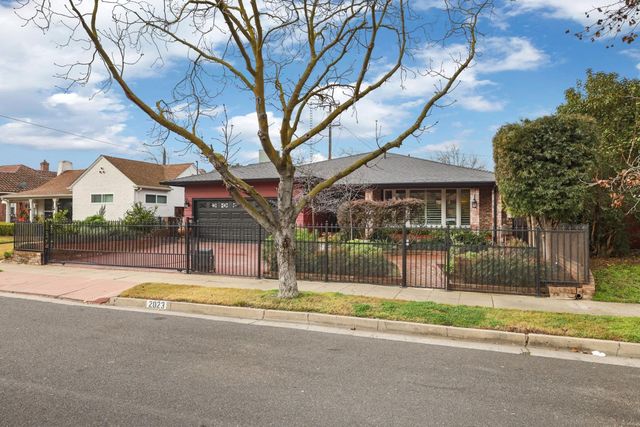 2023 N Commerce St, Stockton, CA 95204