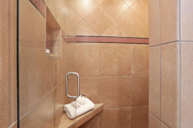 2023 N Commerce St, Stockton, CA 95204