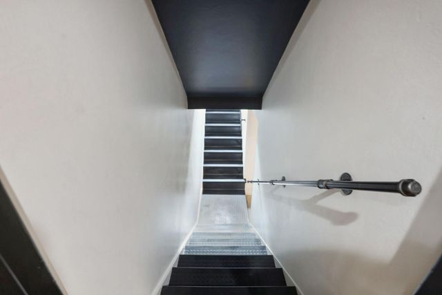 2023 N Commerce St, Stockton, CA 95204