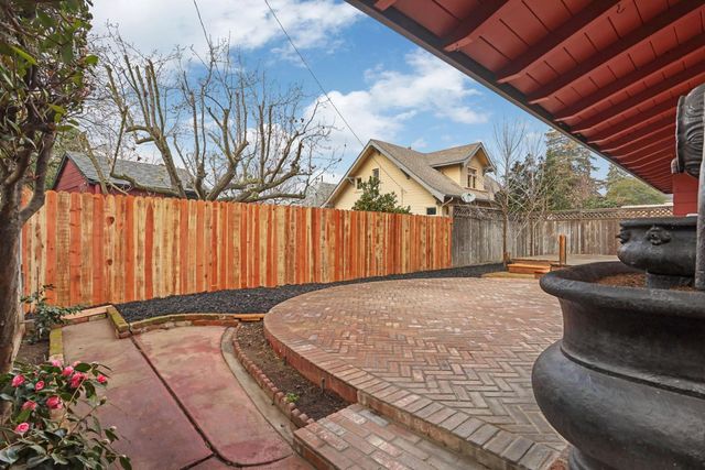 2023 N Commerce St, Stockton, CA 95204