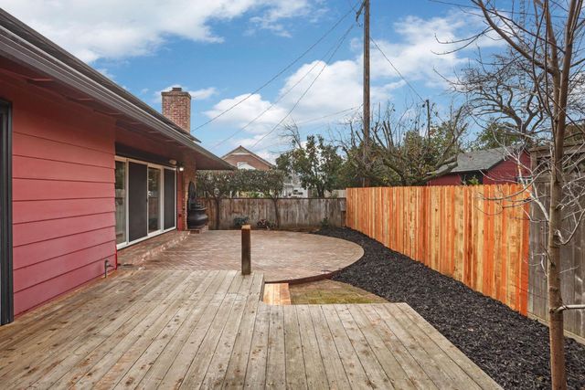 2023 N Commerce St, Stockton, CA 95204