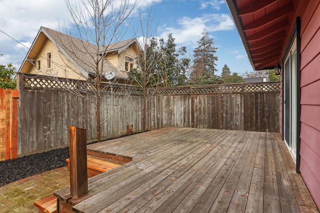 2023 N Commerce St, Stockton, CA 95204