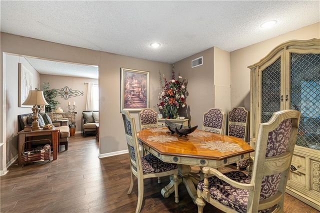 10008 E 60th Terrace, Raytown, MO 64133