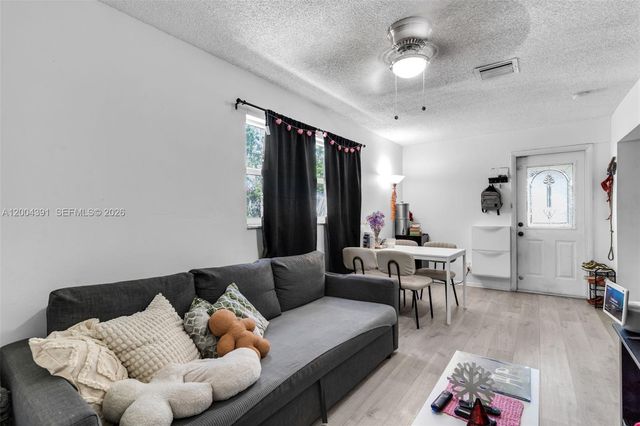 2321 NW 47th Ave, Lauderhill, FL 33313