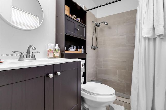 2321 NW 47th Ave, Lauderhill, FL 33313