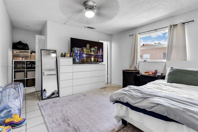 2321 NW 47th Ave, Lauderhill, FL 33313