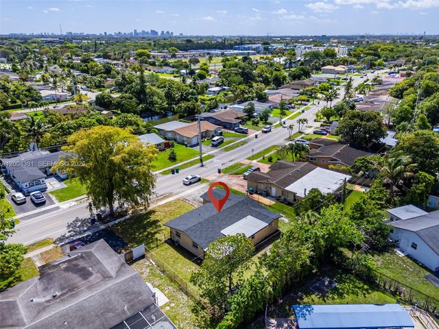 2321 NW 47th Ave, Lauderhill, FL 33313