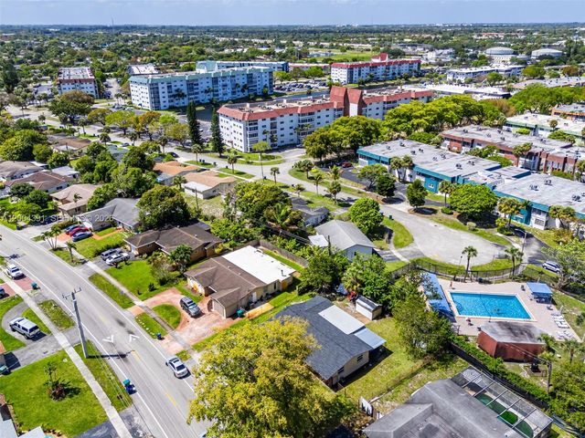 2321 NW 47th Ave, Lauderhill, FL 33313