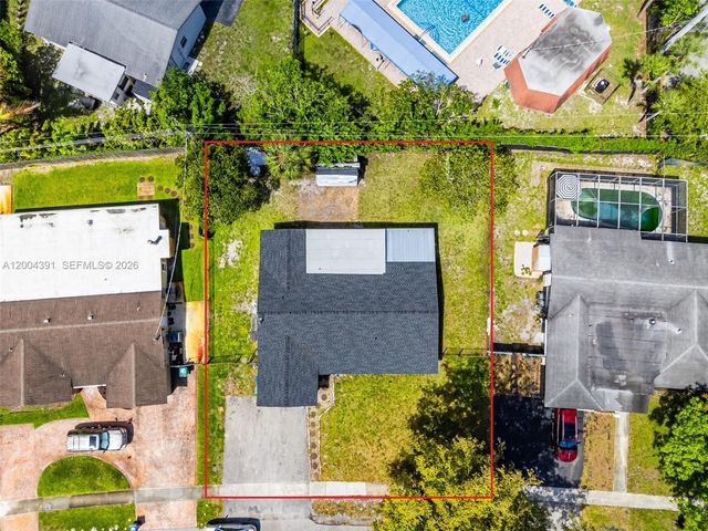 2321 NW 47th Ave, Lauderhill, FL 33313