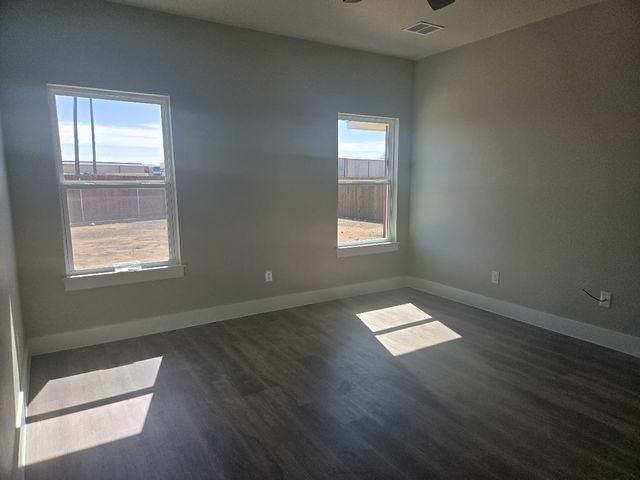 1350 Wyatt Street, Waxahachie, TX 75165