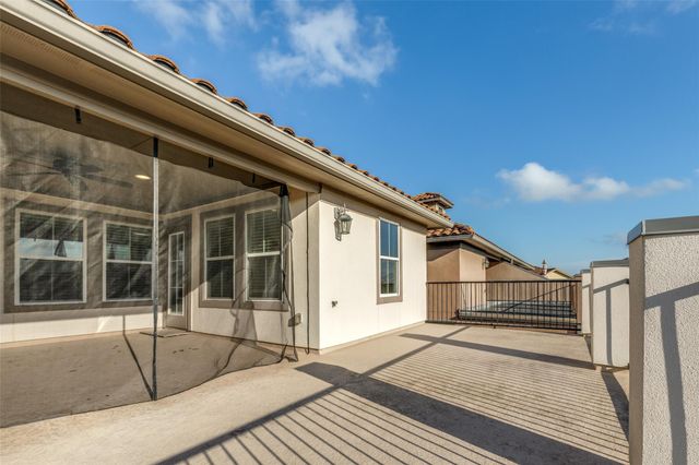 14 W Oaks Drive, Houston, TX 77058