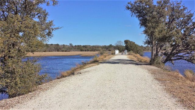 516 Arlington Drive Apt B7, Charleston, SC 29414