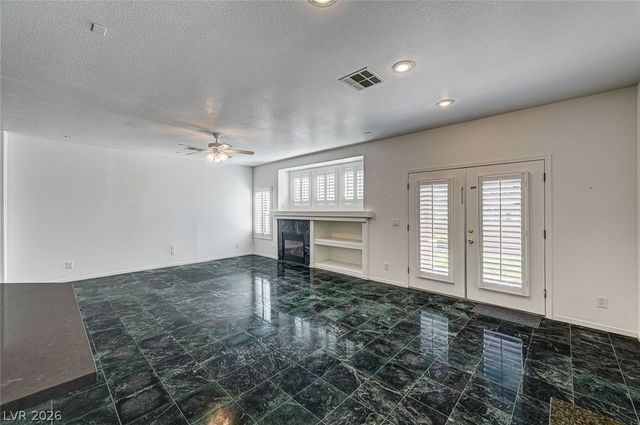 900 Royal Plum Lane, Las Vegas, NV 89144