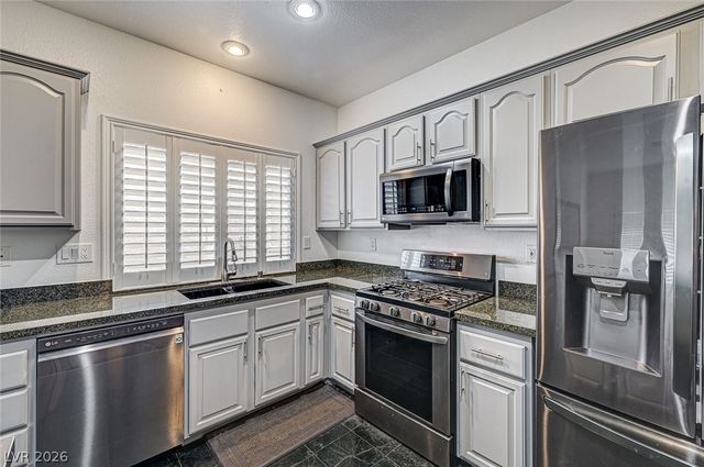 900 Royal Plum Lane, Las Vegas, NV 89144