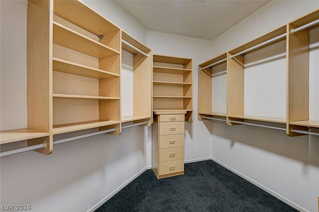 900 Royal Plum Lane, Las Vegas, NV 89144